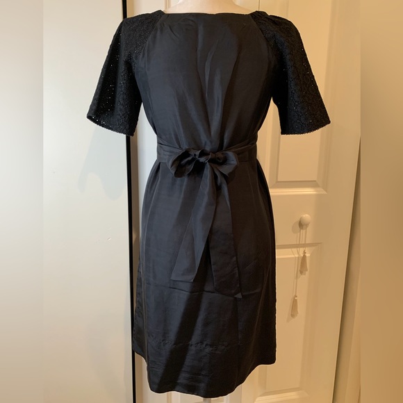 Banana Republic Silk Embroidered Tie Back Dress 👗 - Picture 4 of 6